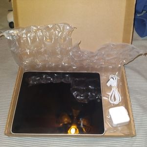 Ipad 1st gen 64gb new in the box